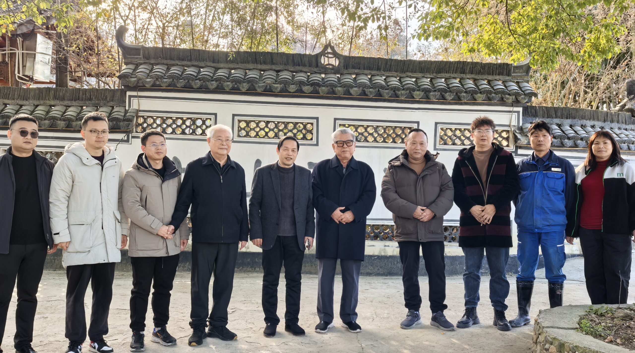 浦江县黄宅镇举办迎春书法笔会中医药文化赋能乡村振兴
